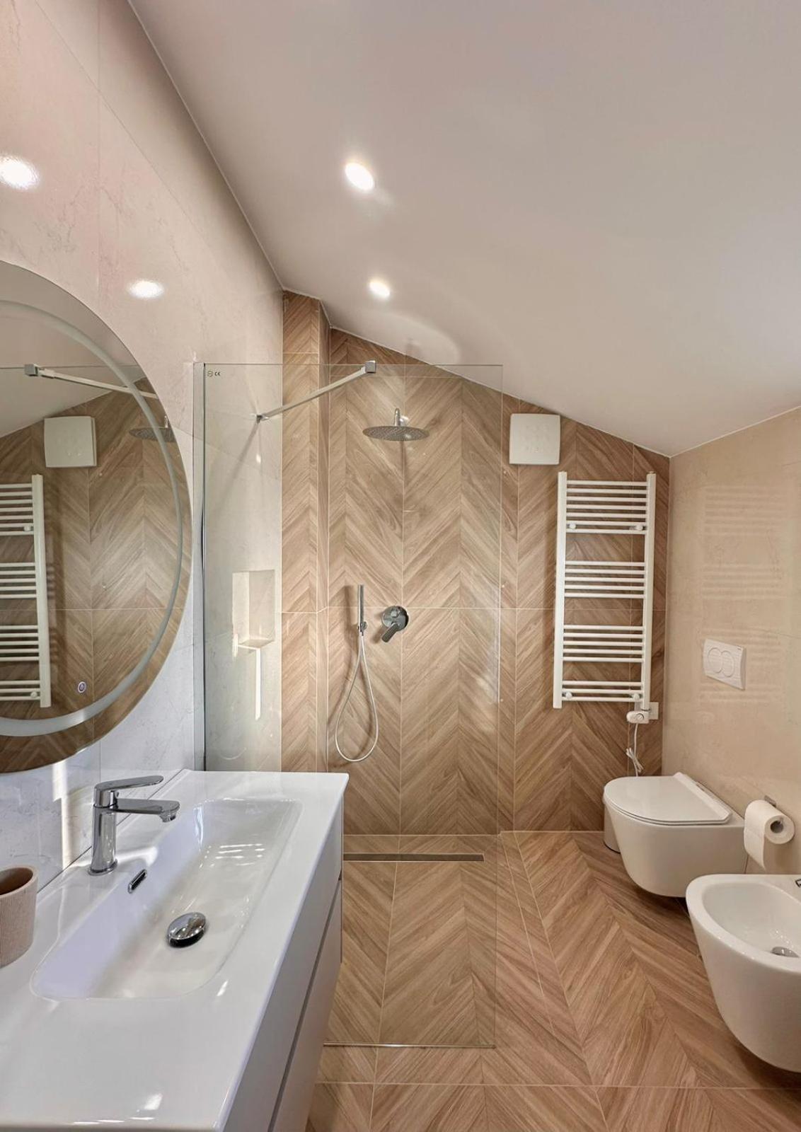 טיראנה Abc Apartment Blloku Center מראה חיצוני תמונה